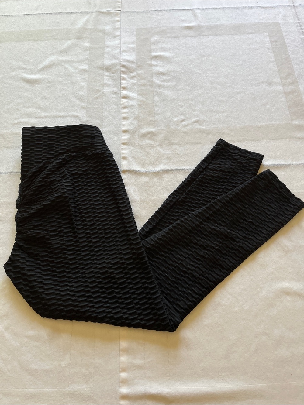 Woman’s Black Textured Stretch Leggings